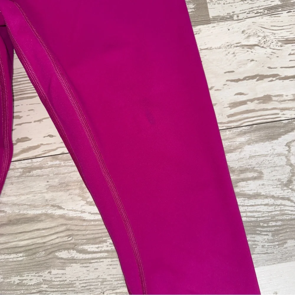Lululemon High-Rise Leggings Size 4 Magenta Purple‎ Yoga Athletic Pants